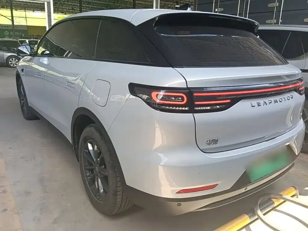 Leapmotor Leapmotor C11 2023 Extended Range 285 Comfort Edition — Фото автомобиля 22