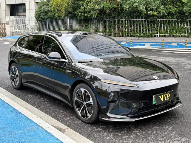 Nio ET5 Touring — Фото автомобиля 3