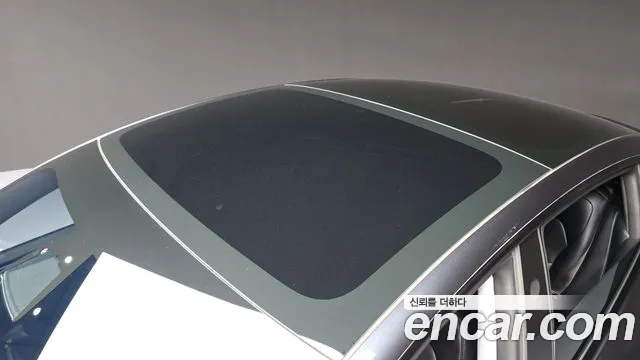 Tesla Model 3 — Фото автомобиля 28