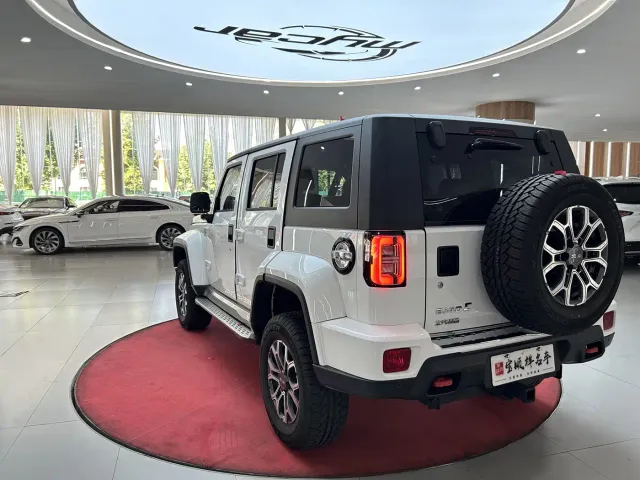 BAIC BJ40 — Фото автомобиля 7