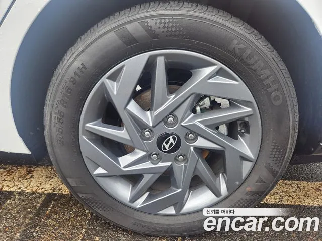 Hyundai AVANTE Новый Avante (CN7) 1.6 LPi (Для проката) — Фото автомобиля 16