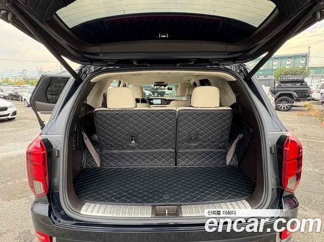 Hyundai Palisade Palisade Дизель 2.2 4WD — Фото автомобиля 12