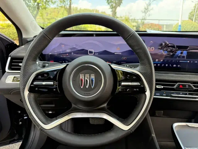 Buick LaCrosse 2023 28T Premium Edition — Фото автомобиля 14