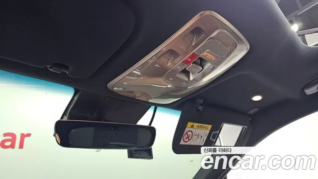 Genesis GV70 2.5T Бензин AWD — Фото автомобиля 30