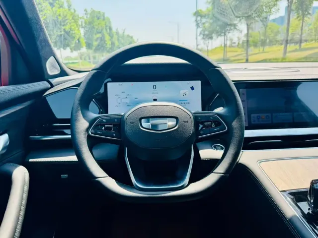Geely Xingyue L — Фото автомобиля 7