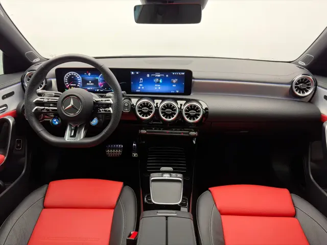 Mercedes-Benz CLA-Class AMG — Фото автомобиля 15