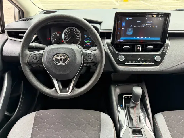 Toyota Corolla — Фото автомобиля 8