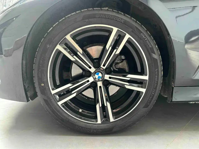 BMW 3 Series — Фото автомобиля 16