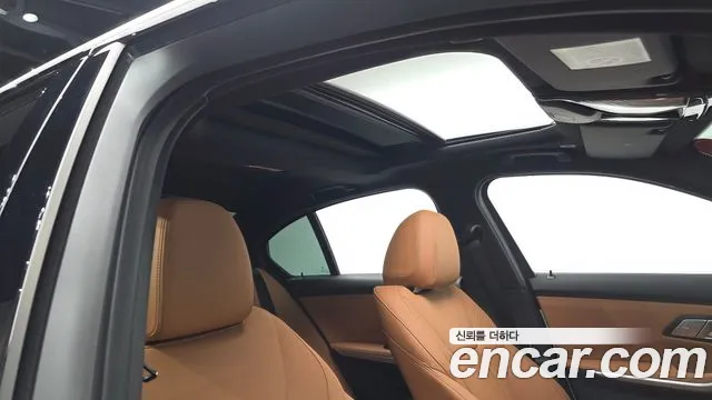 BMW 3-Series 3 серия (G20) 320i M Sport — Фото автомобиля 17