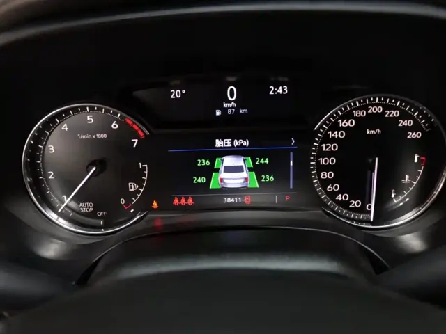 Cadillac CT4 — Фото автомобиля 22