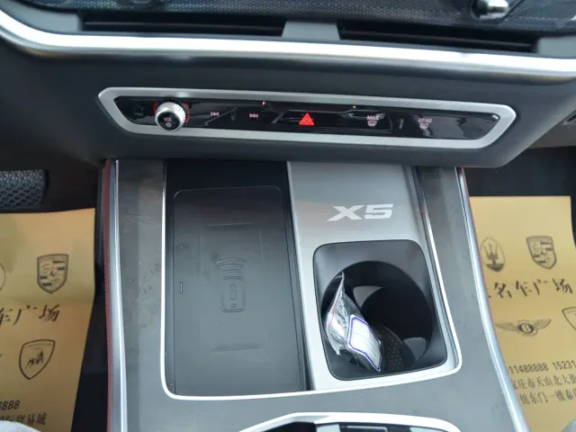 BMW X5 — Фото автомобиля 14