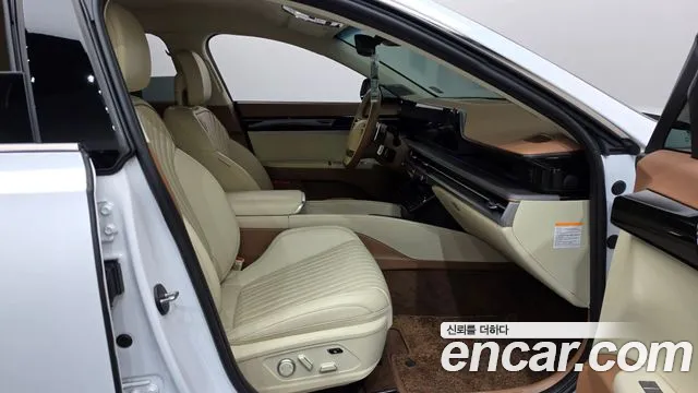 Hyundai Grandeur GN7 — Фото автомобиля 16