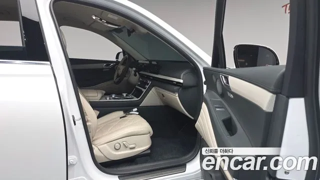 Genesis GV80 — Фото автомобиля 16