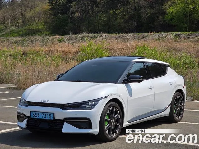Kia EV6 — Фото автомобиля 18