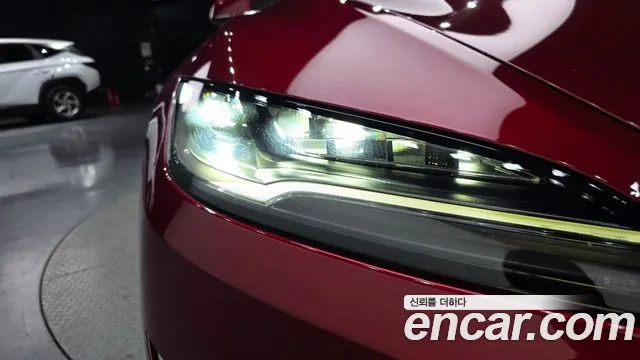 Tesla Model 3 — Фото автомобиля 19