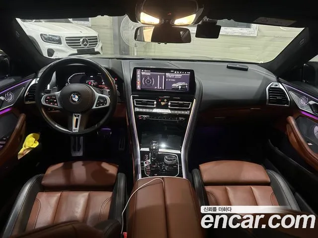 BMW 8 Series G15 — Фото автомобиля 15
