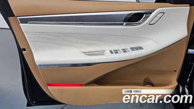 Hyundai Grandeur — Фото автомобиля 18
