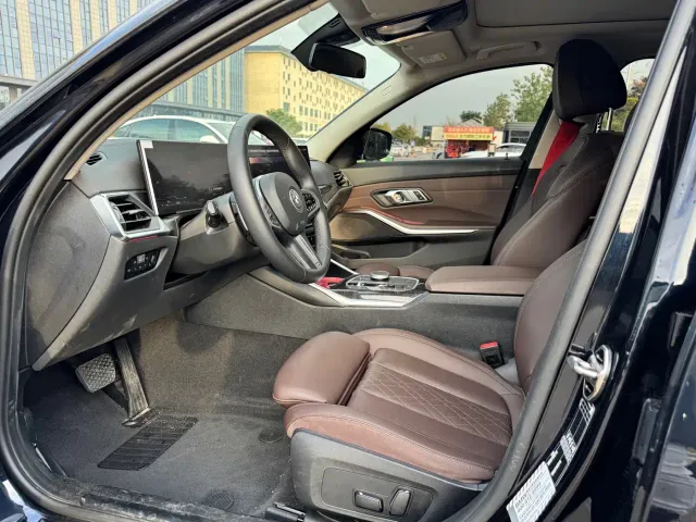 BMW 3 Series — Фото автомобиля 4