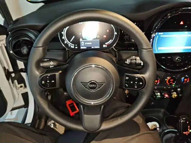 MINI Hatch — Фото автомобиля 10