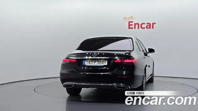 Mercedes-Benz E-Class W213 — Фото автомобиля 4