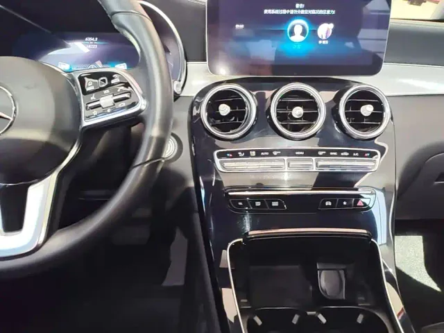 Mercedes-Benz GLC Coupe — Фото автомобиля 9