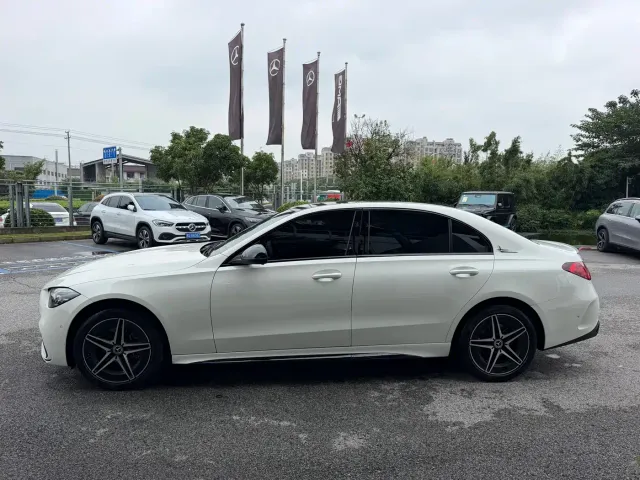 Mercedes-Benz C-Class — Фото автомобиля 12