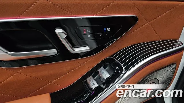Mercedes-Benz S-Class — Фото автомобиля 26