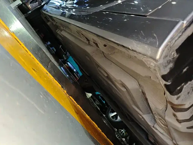 Toyota Avalon — Фото автомобиля 20