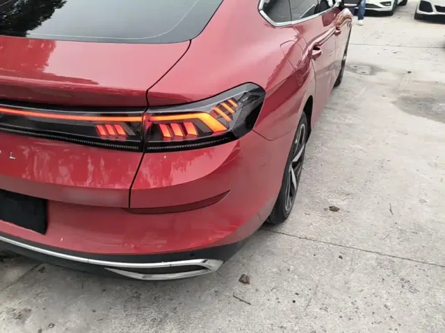 Volkswagen Lamando — Фото автомобиля 7