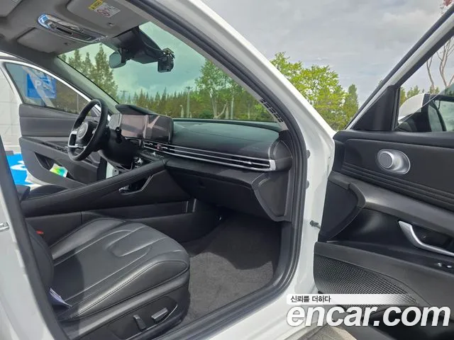 Hyundai AVANTE Новый Avante (CN7) — Фото автомобиля 16