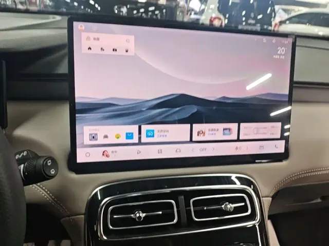 Geely Boyue L — Фото автомобиля 12