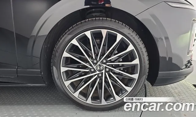 Hyundai Grandeur GN7 — Фото автомобиля 6
