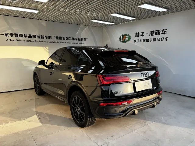Audi Q5L Sportback — Фото автомобиля 7