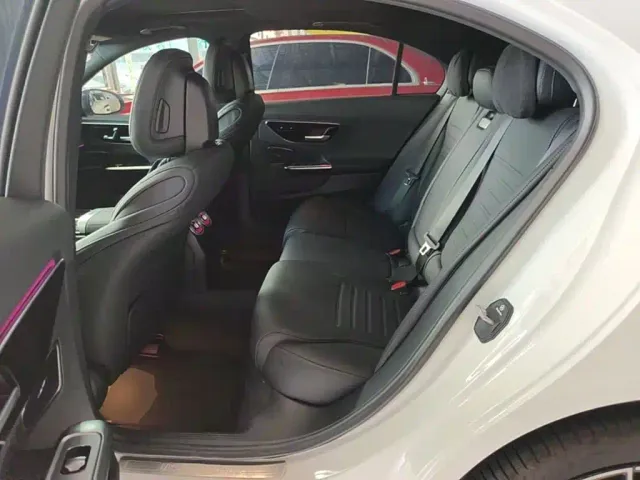 Mercedes-Benz C-Class — Фото автомобиля 16