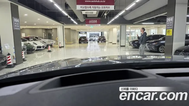 Land Rover Range Rover Velar — Фото автомобиля 17