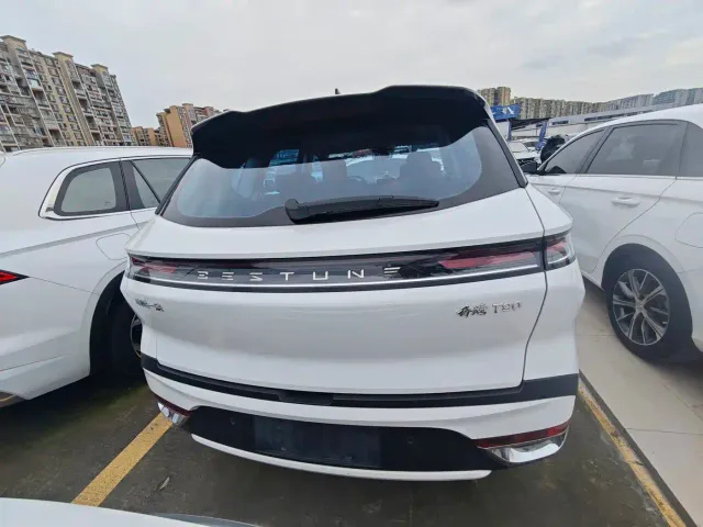 Bestune T90 — Фото автомобиля 15