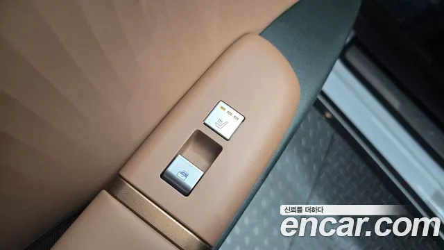 Hyundai Grandeur GN7 — Фото автомобиля 29