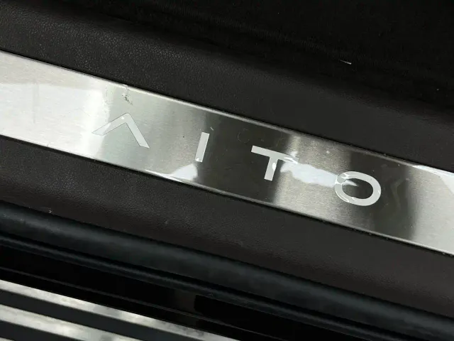 Aito M9 — Фото автомобиля 7