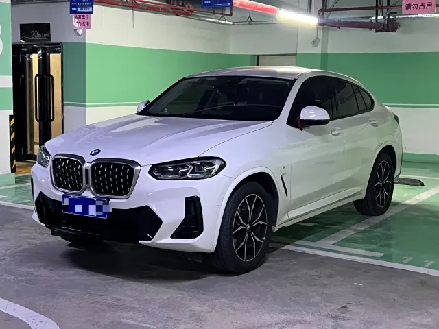 Фотография автомобиля — BMW X4
