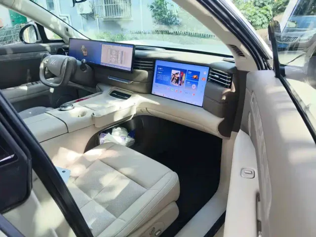 IM Motors LS6 — Фото автомобиля 13