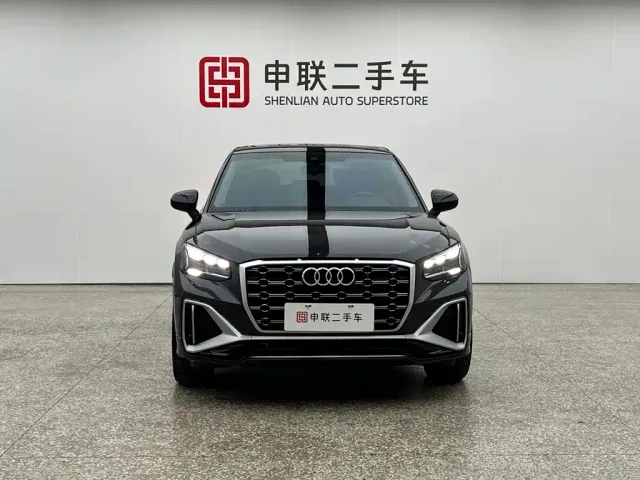 Audi Q2L — Фото автомобиля 5