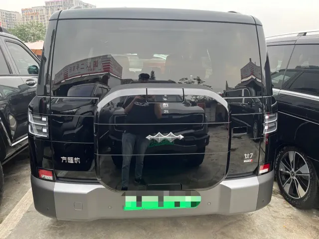 BYD FangChengBao Titanium 7 — Фото автомобиля 7