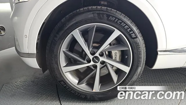Genesis GV80 2.5T Бензин AWD — Фото автомобиля 5