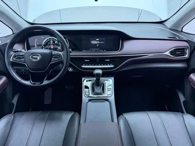 GAC Trumpchi M6 — Фото автомобиля 18