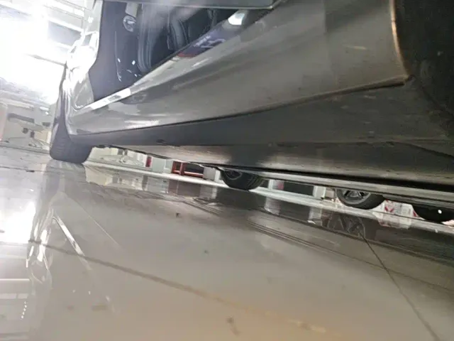 Tesla Model 3 — Фото автомобиля 20