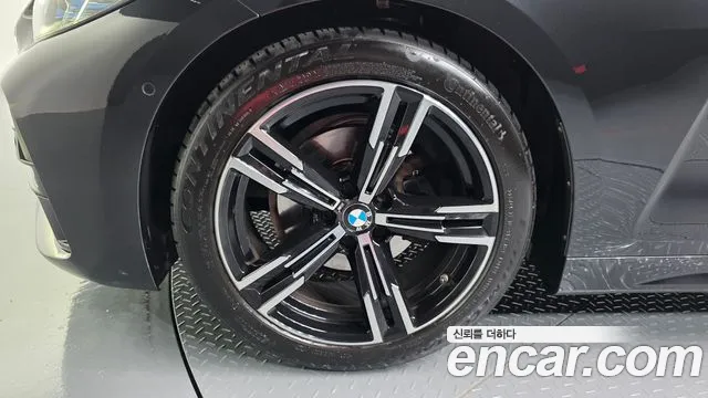 BMW 4 Series G22 — Фото автомобиля 5