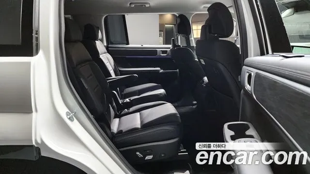 Hyundai Santafe — Фото автомобиля 12