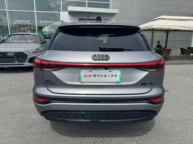 Audi Q6L e-tron — Фото автомобиля 4
