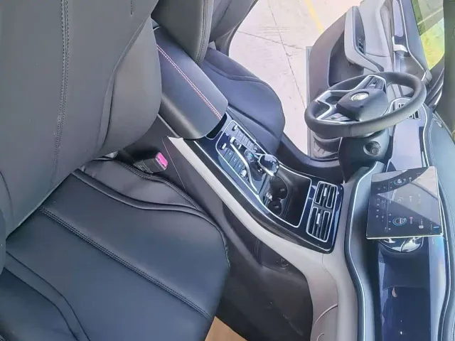 BYD Qin PLUS — Фото автомобиля 12