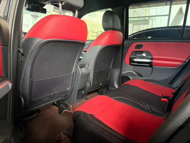Mercedes-Benz GLB AMG — Фото автомобиля 8